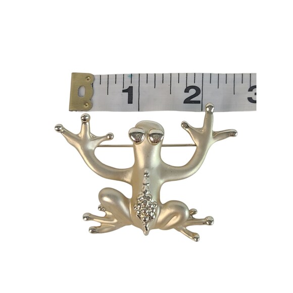 Vintage Brushed Gold Tone Frog Brooch Metal Pin Large Cute Animal Estate - Picture 6 of 6